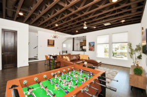 Stunning Home in Midtown, Houston with 3BDR 5Beds Skyline View BBQ Terrace